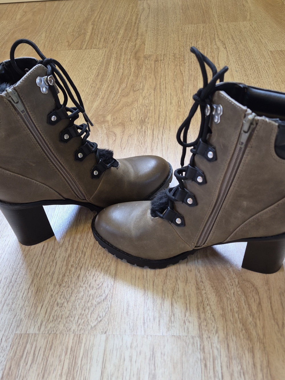 Parker & Sky Women's Lace-Up Zip up Faux Fur Trim Heeled Ankle Boots - Taupe